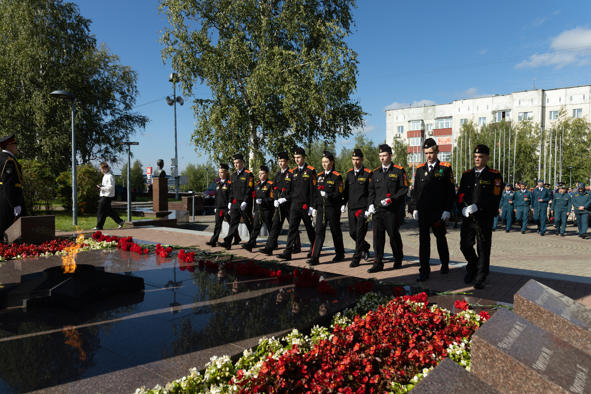 Сургутяне почтили память детей, погибших в Беслане