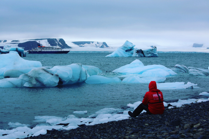 Жители Югры могут бесплатно отправиться в экспедицию в Арктику