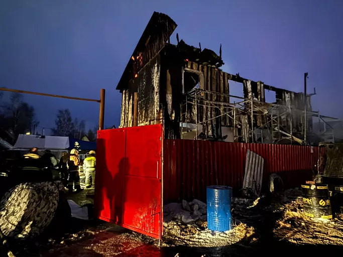 В больнице Сургута скончалась восьмая жертва пожара в загородном доме