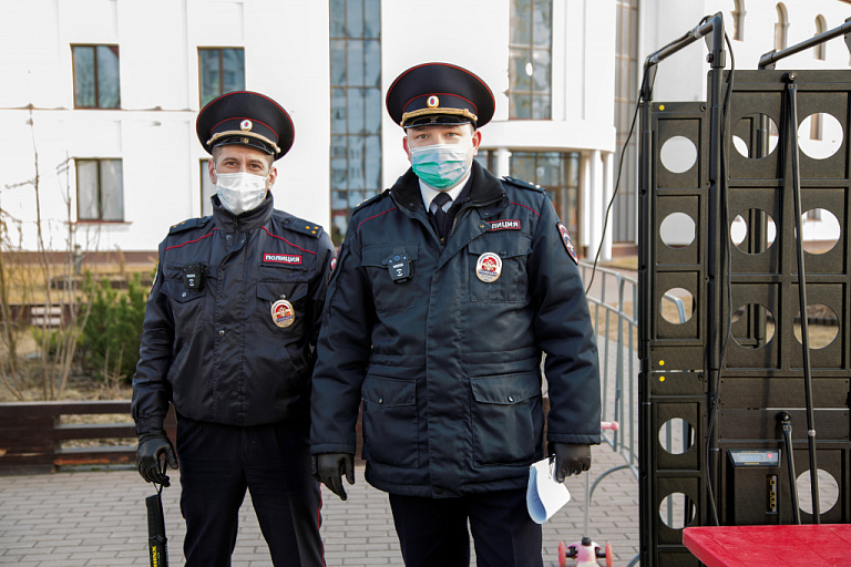 Юноша из Тюменской области организовал подпольный клуб в Югре
