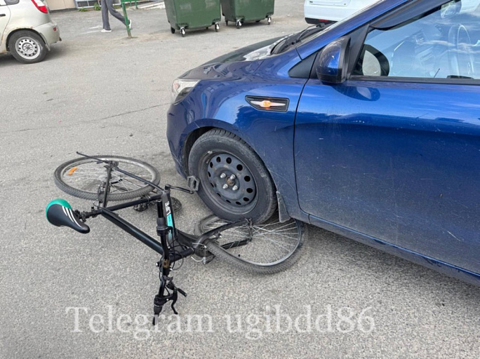 В Сургуте женщина сбила ребенка-велосипедиста