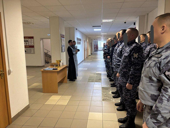 В Сургуте священник благословил спецназ, командированный в зону СВО