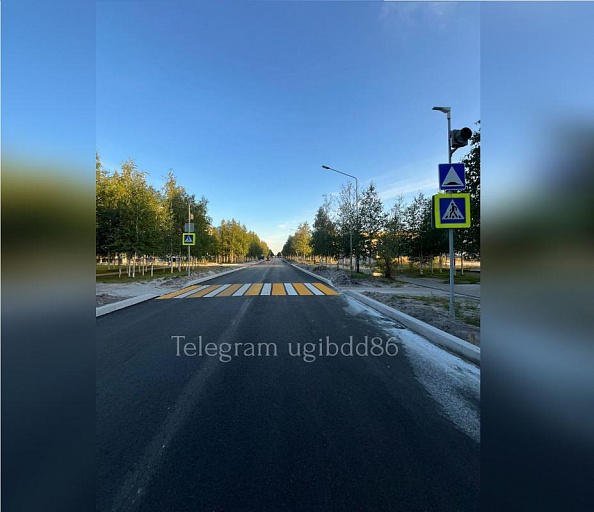Житель ХМАО на электросамокате сбил дорожного рабочего и скрылся