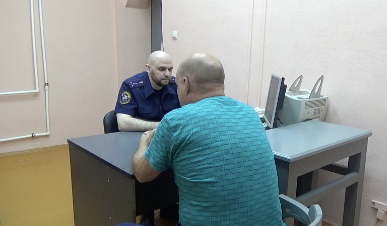 Вартовчанин, зарезавший любовницу у подъезда, приговорен к 13 годам строгого режима