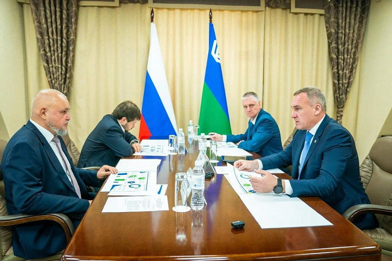 Глава Югры и министр энергетики России работали сегодня в Сургуте