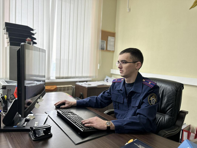 Бизнесменше из Сургута грозит «уголовка» за демонстрацию экстремистской символики