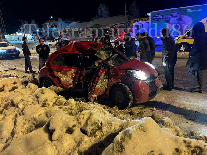 В Нижневартовске погибли люди в ДТП с автобусом