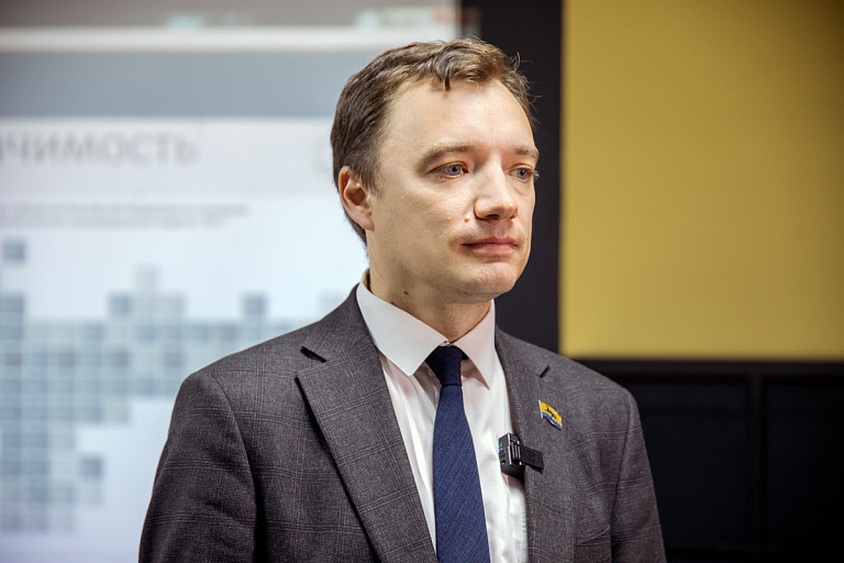 Полет «Северной пчелы»: кто и зачем учит управлять беспилотниками в Сургуте