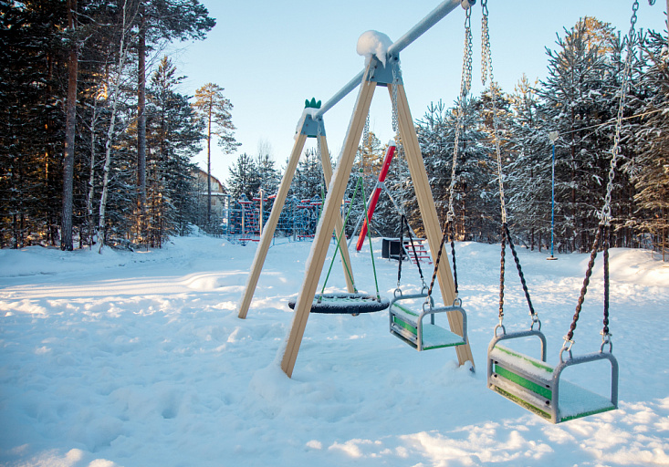Должна ли УК чистить от снега детскую площадку | Stribuna