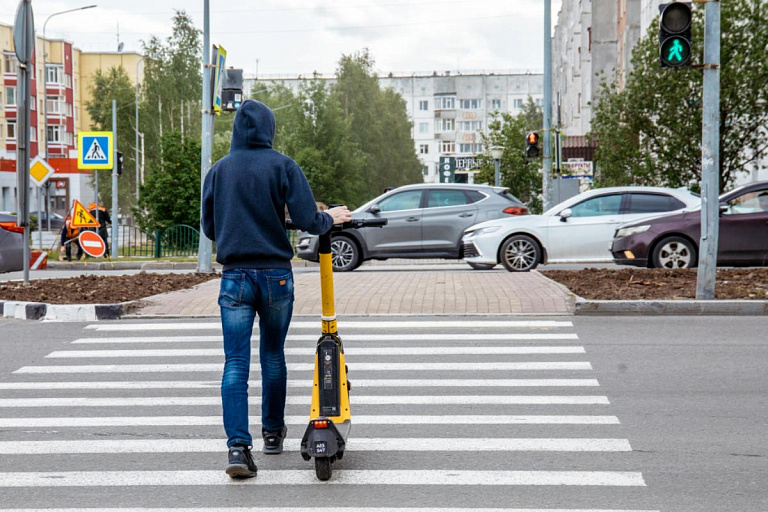 В России предложили снизить скорость электросамокатам 