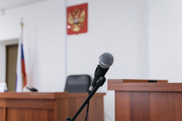 10 лет тюрьмы грозит чиновникам Сургута за продажу Агентства воздушных сообщений
