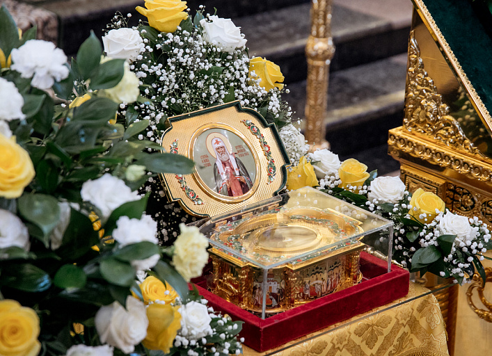 Сургут принял мощи Патриарха Тихона