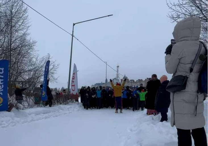 Забег на Кубок кристальной трезвости в Сургуте собрал 300 участников