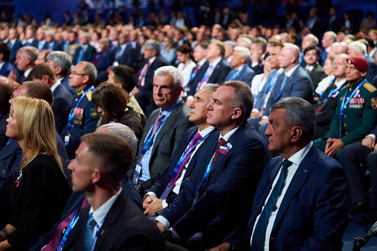 Губернатор Югры проголосовал за следующую пятилетку «Народной программы»