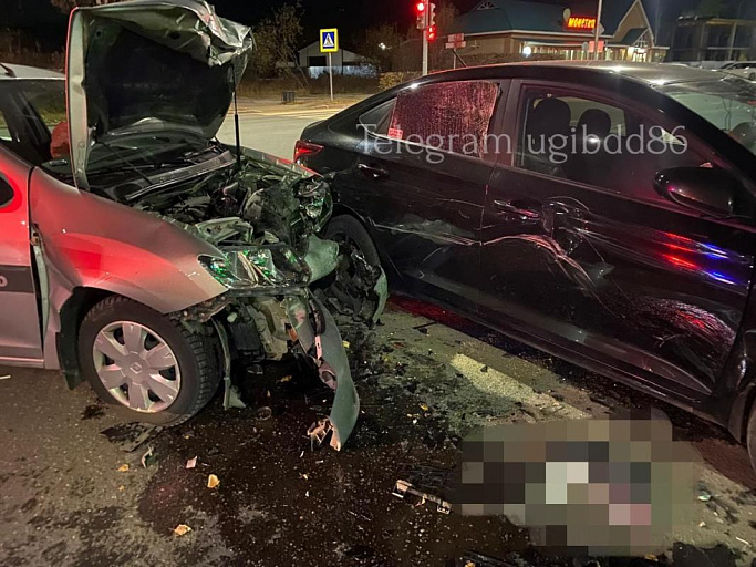 Три человека пострадали в ДТП в столице Югры