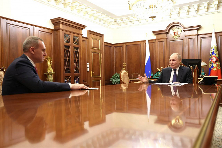 Губернатор Югры поблагодарил Владимира Путина за 25 лет управления Россией