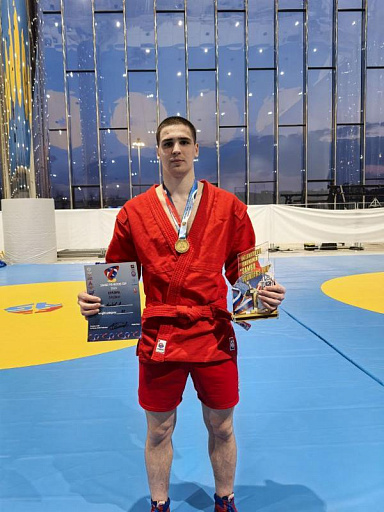 Спортсмен из Нижневартовска победил на международных соревнованиях по самбо